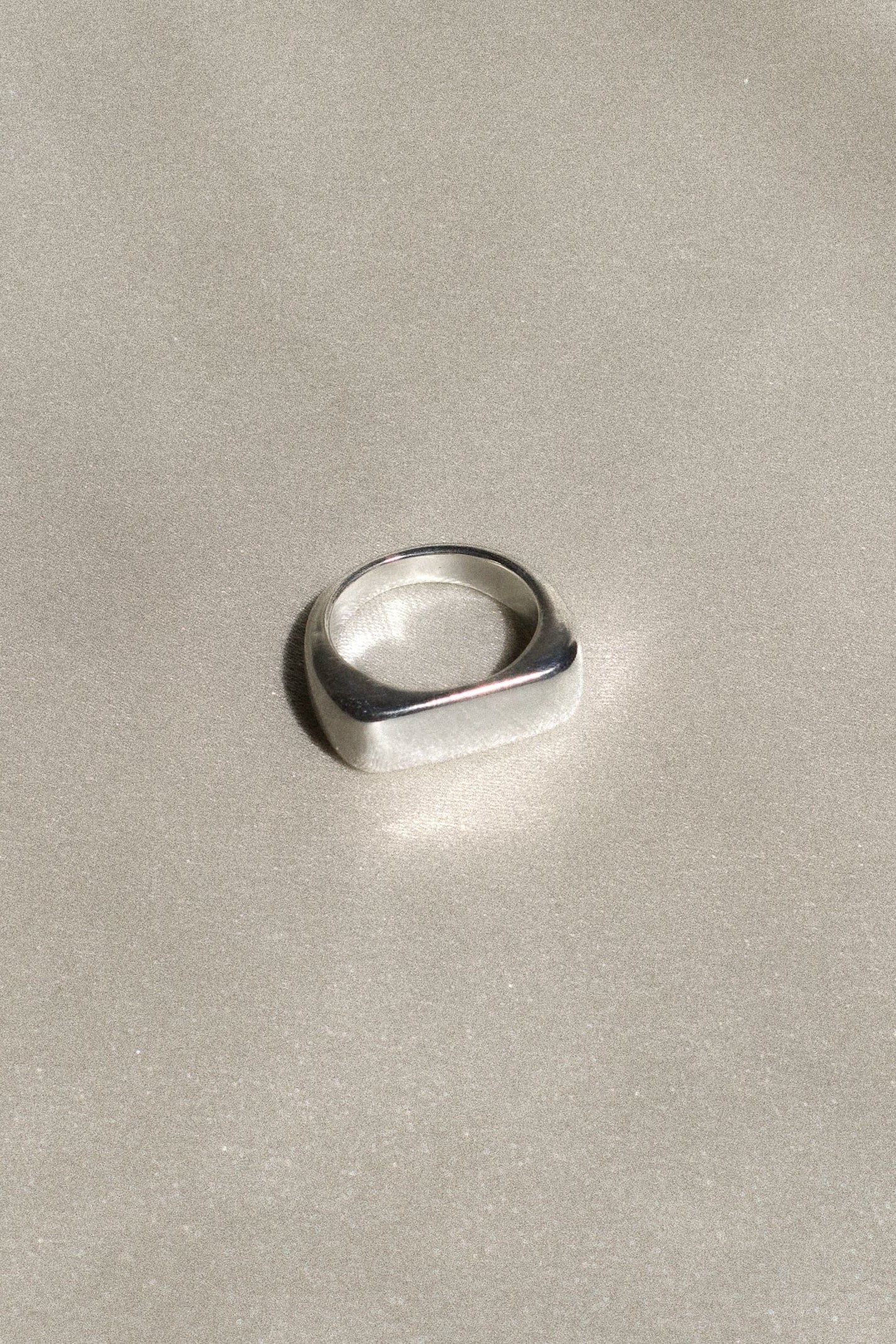 Rectangular Signet