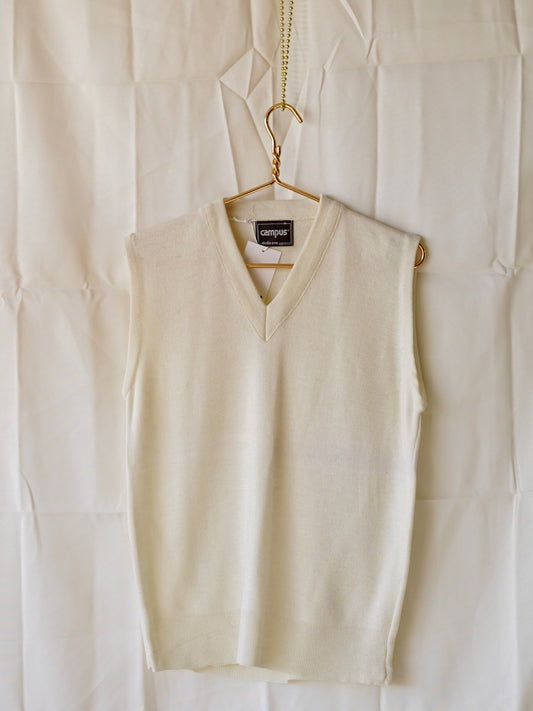 Vintage cream acrylic sweater vest