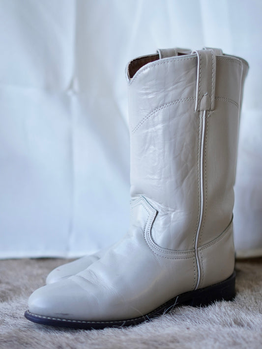 Vintage ACME white leather cowboy boots